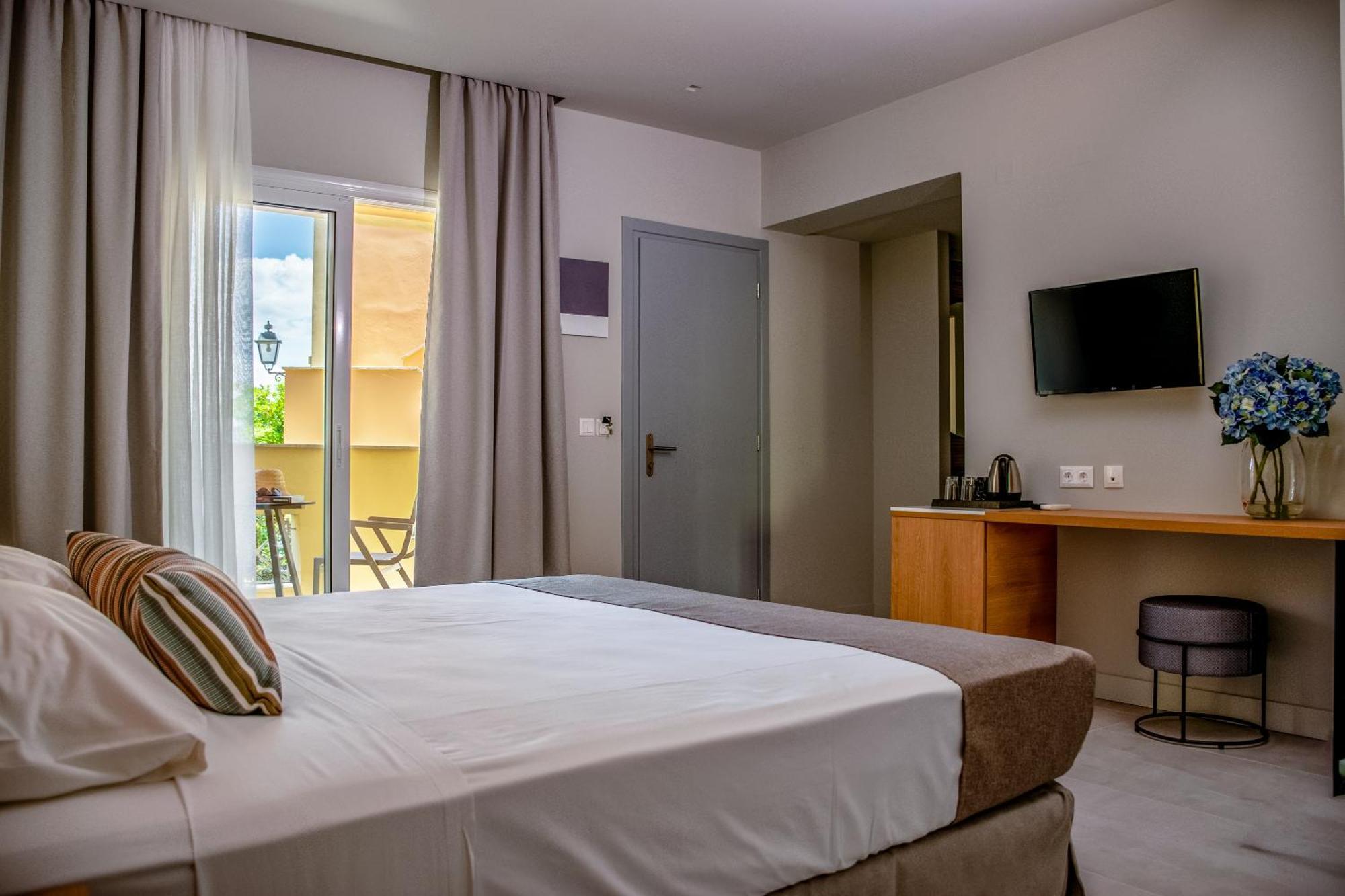 Hotel Olympion Village